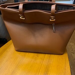 Lovevook purse she crossbody purse pair.